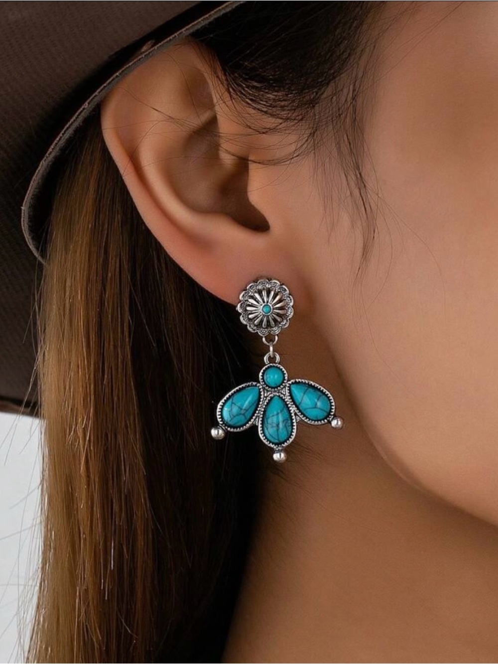Luxe Southwestern turquoise floral gemstone drop earrings, new!